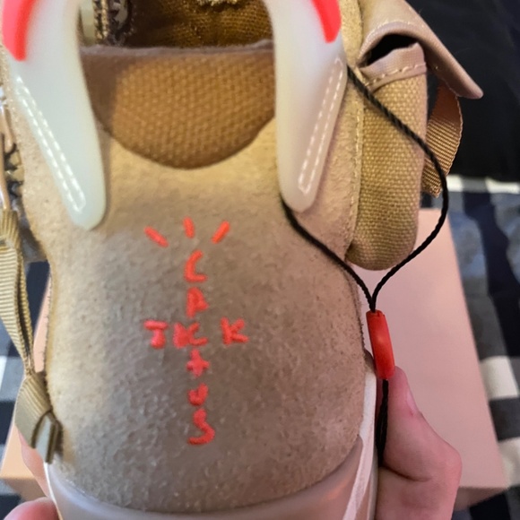 TRAVIS SCOTT Jordan 5’s - Picture 3 of 7